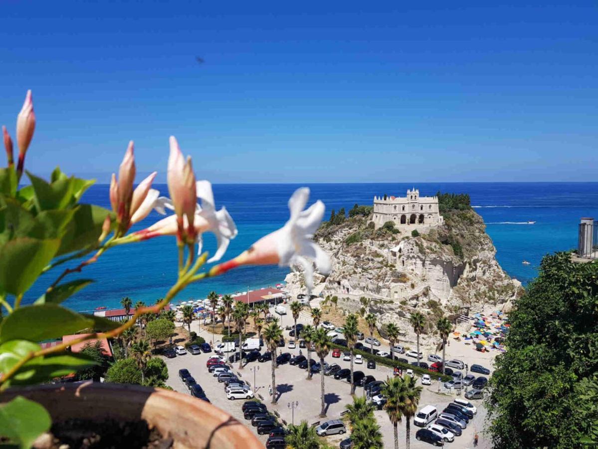Olympus Room Tropea Εξωτερικό φωτογραφία