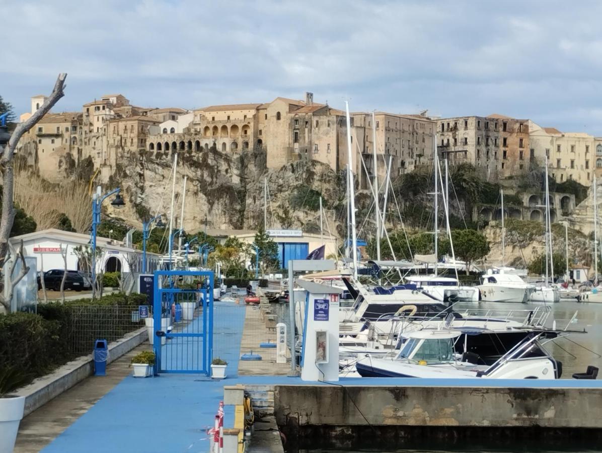 Olympus Room Tropea Εξωτερικό φωτογραφία